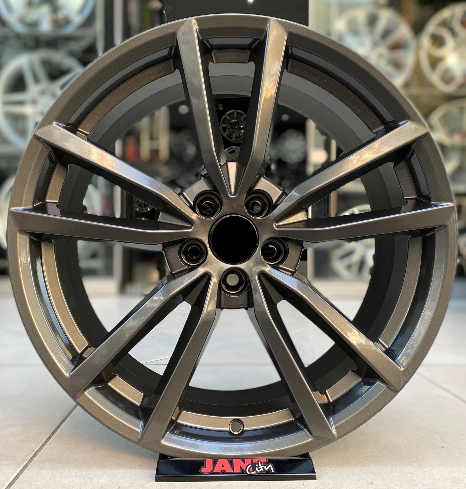 18 5X112 PRETORİA JANT MODELİ